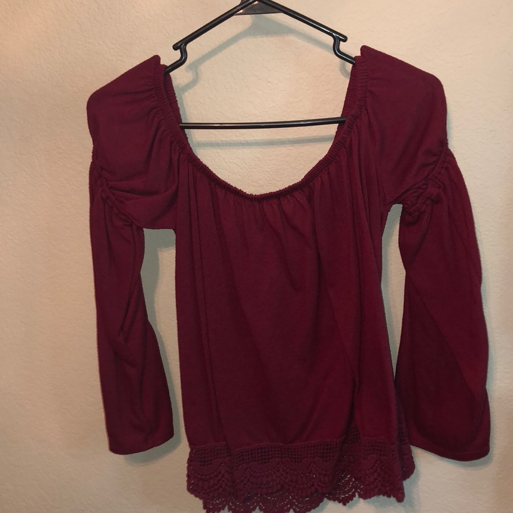 Maroon Off the shoulder long sleeve